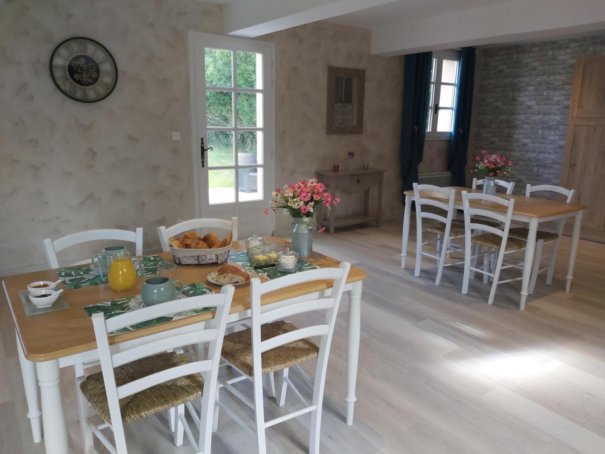Montmartin-en-Graignes Le Bonheur Des Plumes B&B 외부 사진